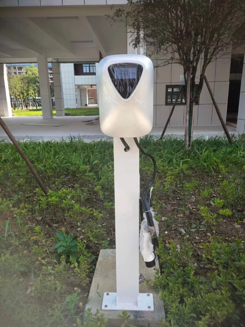 Mobile Battery Ev Charger Mobi - огляд і ціна Car Charger