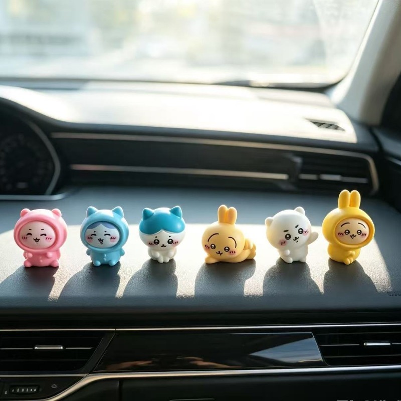 Chiikawa Mini Figurine, Cute U - огляд і ціна Car Accessories Japanese